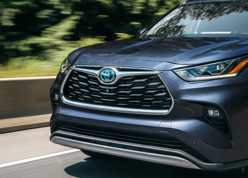 Birchwood Toyota 2022 Highlander
