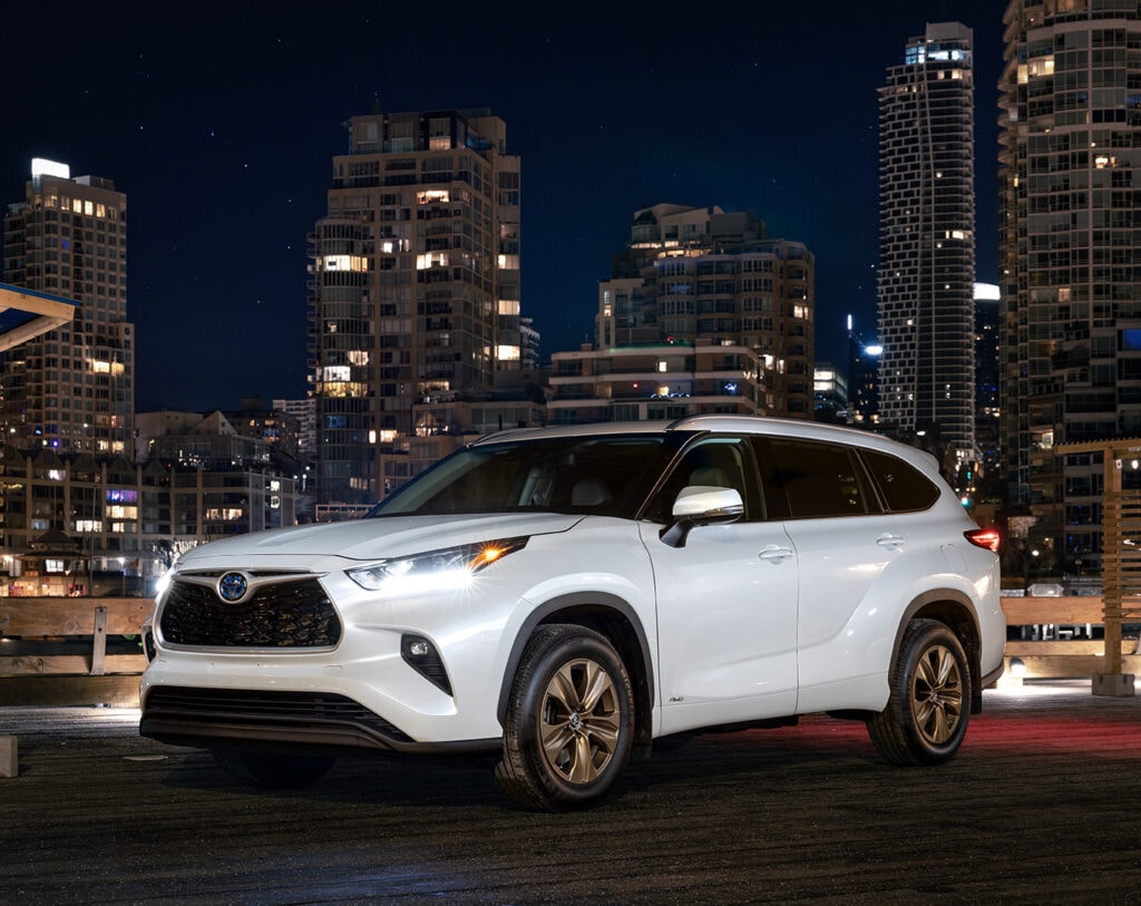 Birchwood Toyota 2022 Highlander